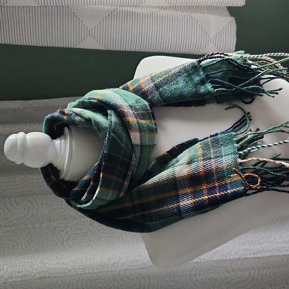 NWT Plaid Scarf